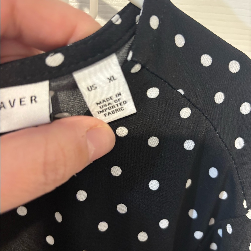 SUSAN GRAVER Black/White Polka Dot Women's Top w/Cut-Out Detail at Back of Neck - Picture 7 of 8